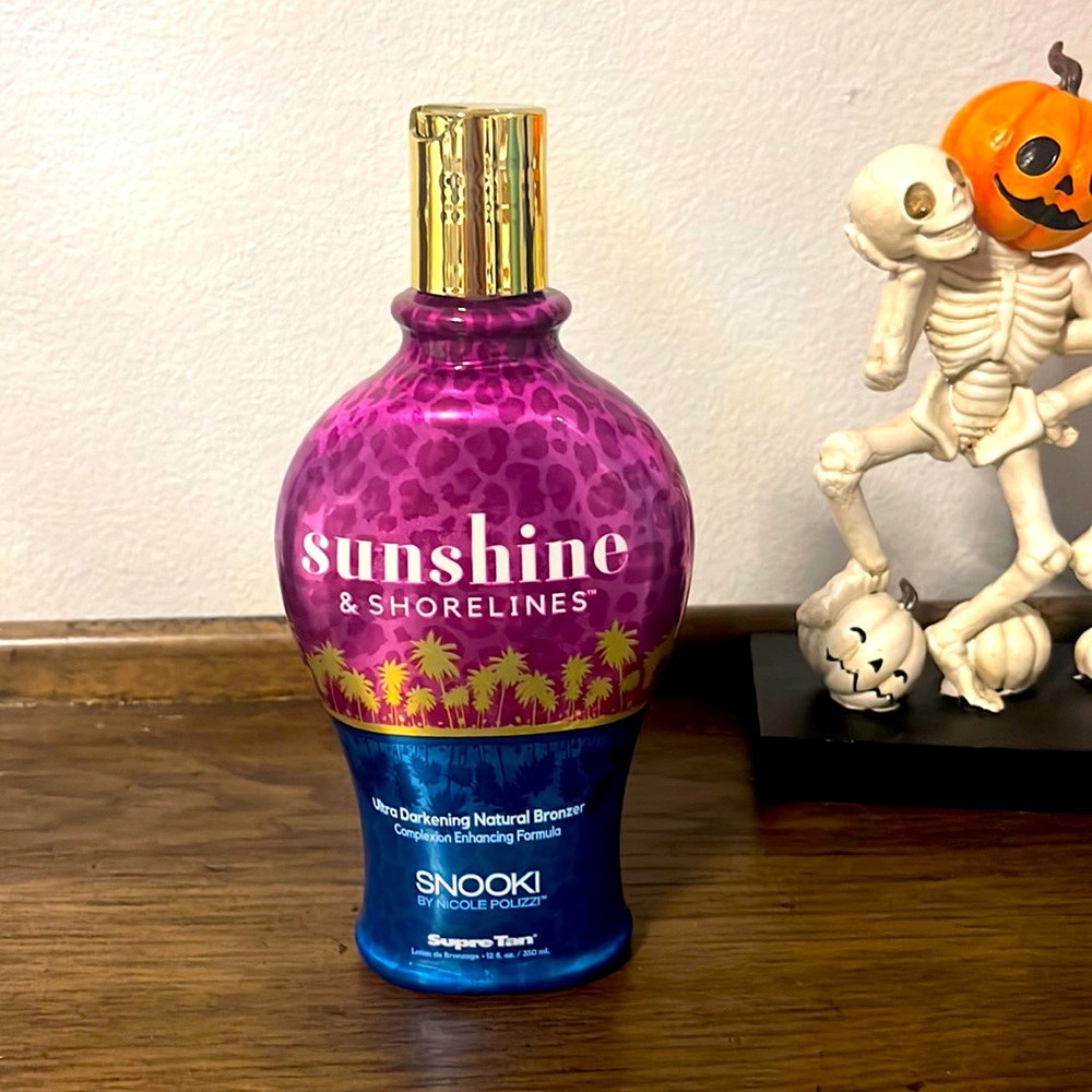 SNOOKI SUNSHINE & SHORELINES